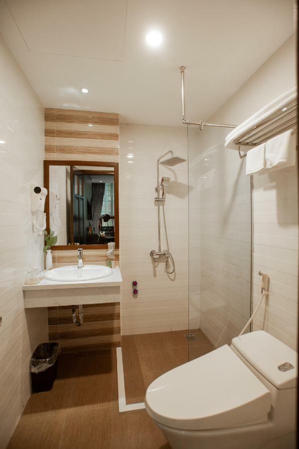 อาเดอลิน อพาร์ตเมนต์ แอนด์ โฮเทล ฮานอย Hotel ภายนอก รูปภาพ